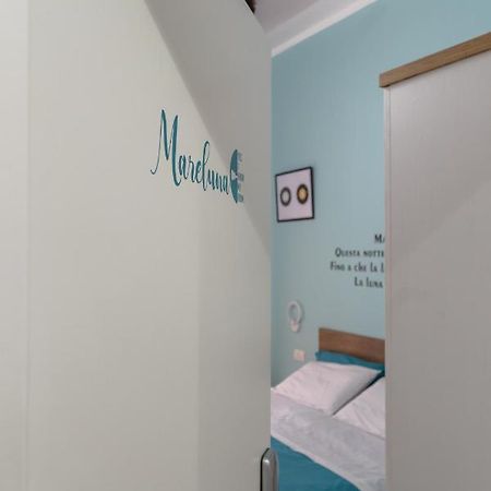 Yes I Know My Room - Storico Naples Luaran gambar