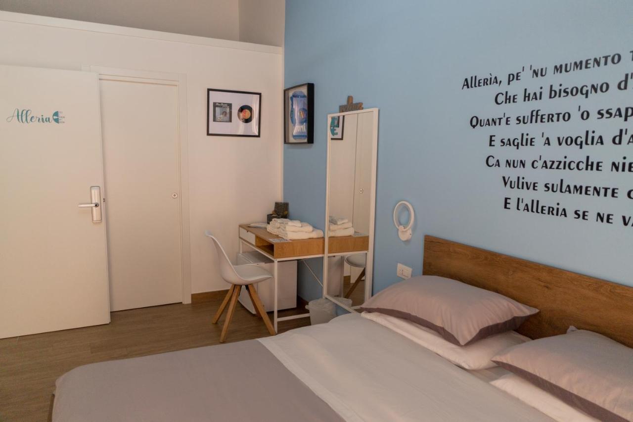 Yes I Know My Room - Storico Naples Luaran gambar